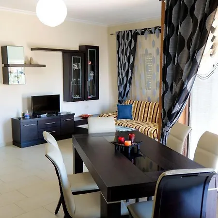 Ideal House & Apartment