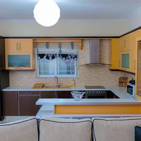 Ideal House & Ksamil