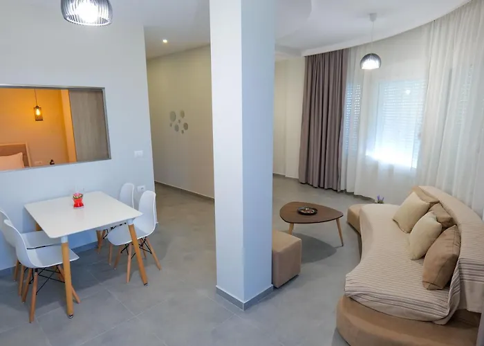 Ideal House & * Ksamil