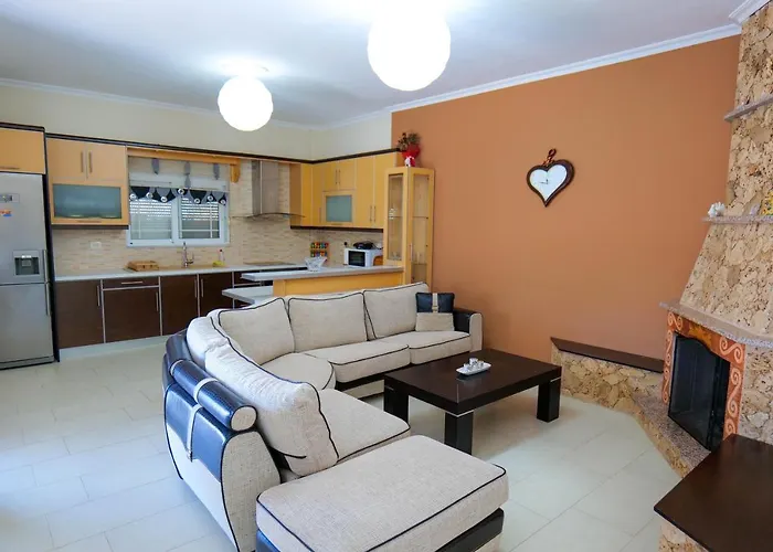 Ideal House & Apartment