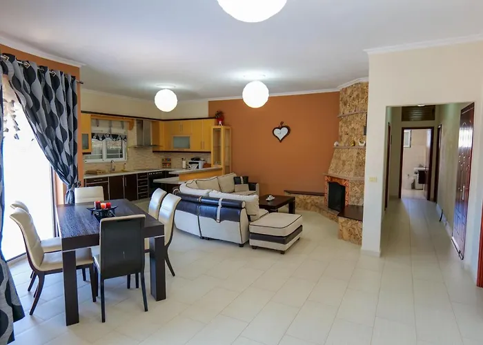 Appartement Ideal House &