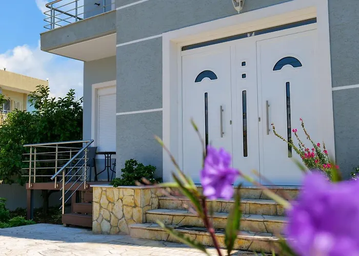 Apartment Ideal House &
