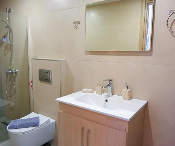 Ideal House & Apartment